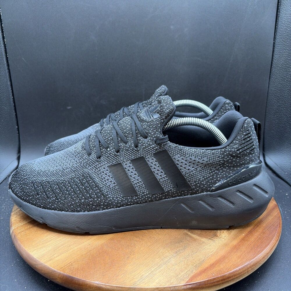 Adidas Originals Swift Run 22 Mens Size 11 Running Shoes Black Sneakers